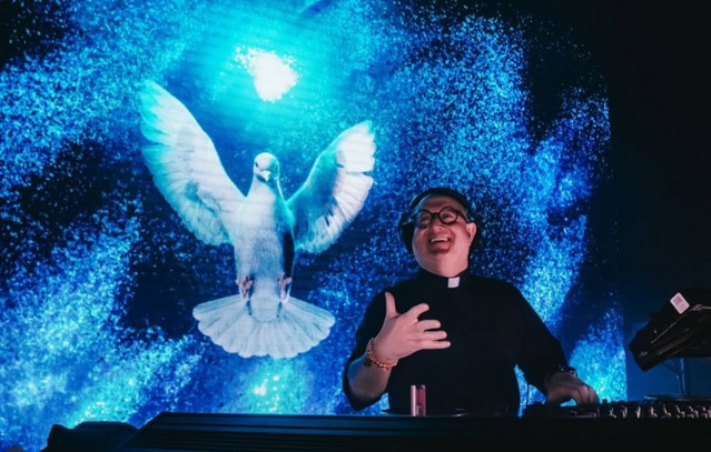 Σούπερ-Καπ-Πορτογαλίας:-Ο-ιερέας-dj-που-θα…-μαγέψει-πριν-το-Σπόρτινγκ-–-Μπενφίκα