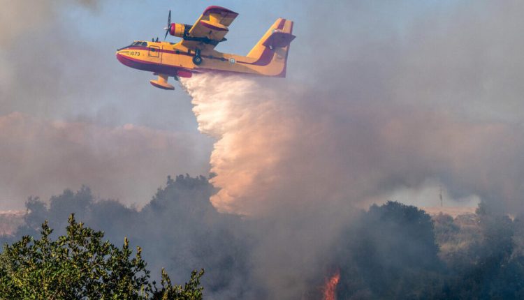 Υψηλός-κίνδυνος-πυρκαγιάς-σήμερα-Κυριακή-σε-Αττική-–-Ποιες-άλλες-περιοχές-είναι-στην-κατηγορία-κινδύνου-3