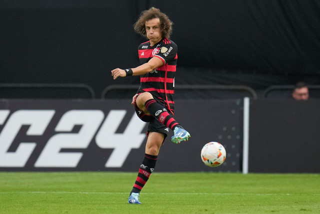 Η-Πάφος-«γκρεμίζει-τα-τείχη»-για-τον-Νταβίντ-Λουίζ:-Ντελίριο-για-την-ιστορική-μεταγραφή-–-Σε-επιφυλακή-οι-αρχές