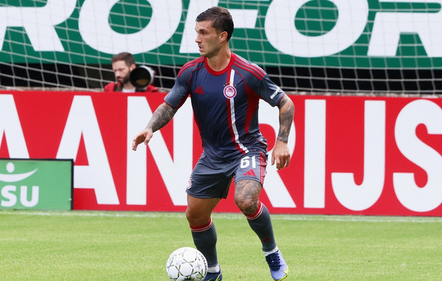 Καμπανάκια-για-Ολυμπιακό-–-«Έκλεψε»-Στρεφέτσα-ο-Καμπελά,-γιατί-φεύγει-ο-Βέλντε