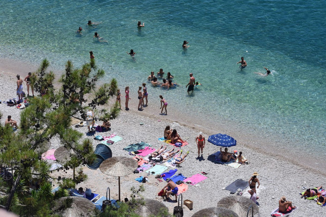 Καιρός:-Σε-υψηλά-επίπεδα-σήμερα-ο-υδράργυρος-–-Ηλιοφάνεια-και-μελτέμια-έως-και-έξι-μποφόρ-στο-Αιγαίο