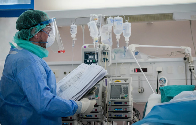 Αποσωληνώνεται-ο-15χρονος-Δημήτρης-που-υπέστη-θερμοπληξία-–-Τα-νεότερα-για-την-κατάσταση-της-υγείας-του