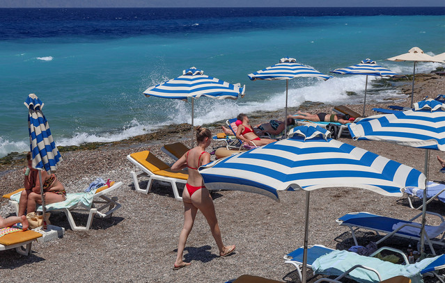 Τσατραφύλλιας:-«Πρώτα-ένα-σφηνάκι-δροσιάς-και-μετά-παρατεταμένη-ζέστη»-–-Τι-βλέπει-για-τον-καιρό-τον-Δεκαπενταύγουστο