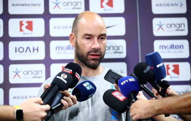 Σπανούλης-για-Ρογκαβόπουλο:-Ξέρετε-πολλά-παιδιά-23-ετών-που-να-μην-θέλουν-την-Εθνική-ομάδα;