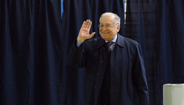 Ο-Πατριάρχης-Δανιήλ-για-την-εκδημία-του-πρώην-προέδρου-της-Ρουμανίας,-Ίον-Ιλιέσκου