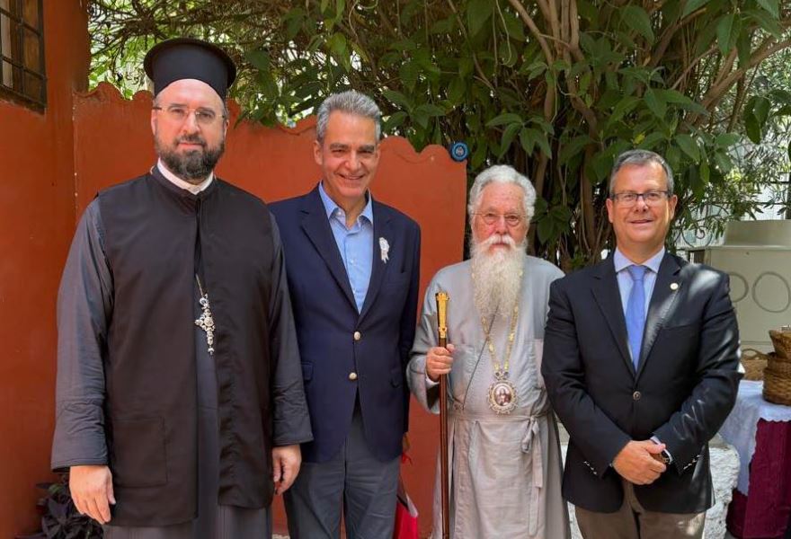 Πανηγύρισε-ο-ιστορικός-ναός-της-Μεταμορφώσεως-του-Σωτήρος-στην-Πλάκα