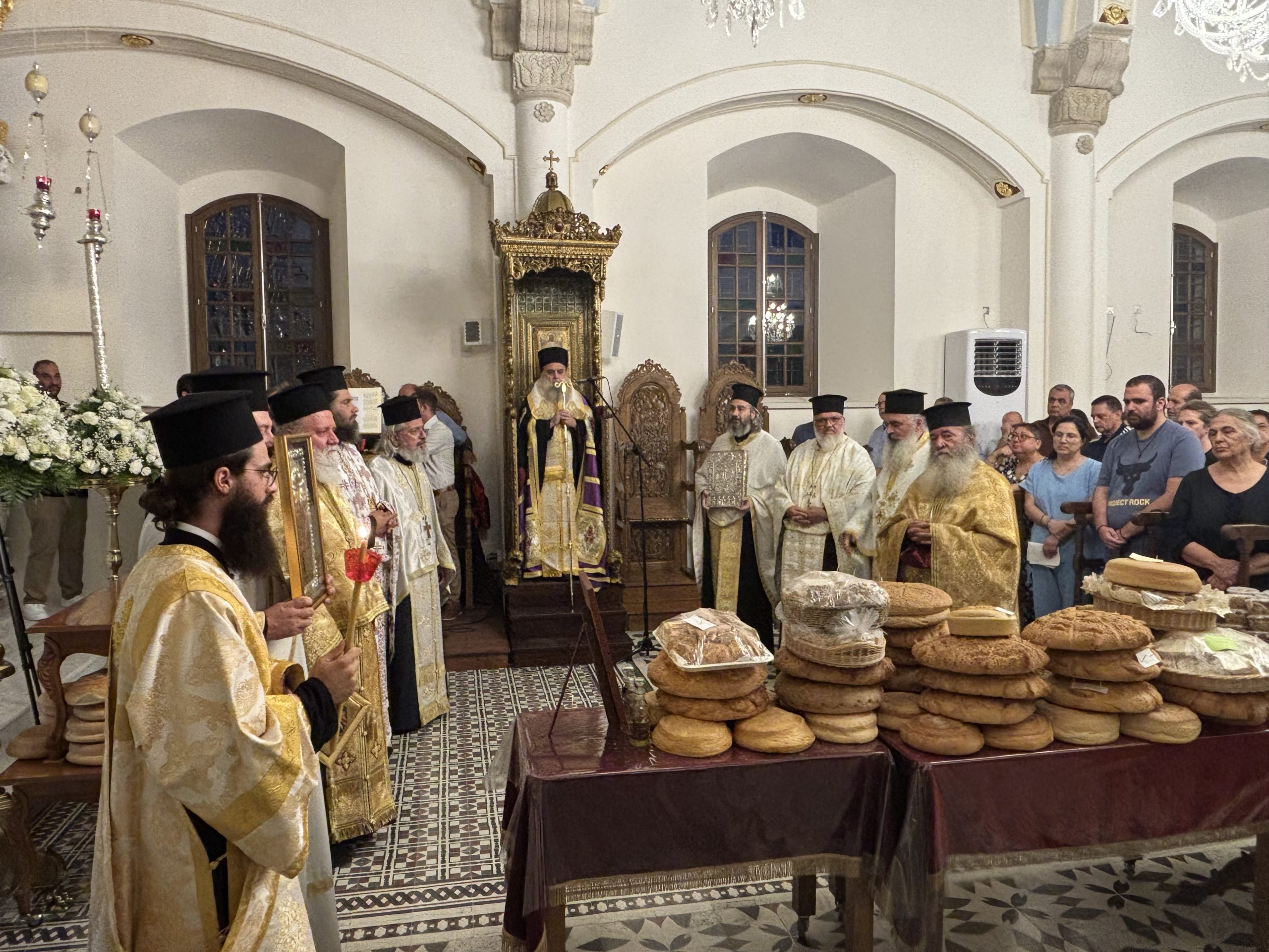 Πανηγυρικός-Εσπερινός-στον-Μητροπολιτικό-Ναό-του-Σωτήρος-στη-Λάρνακα