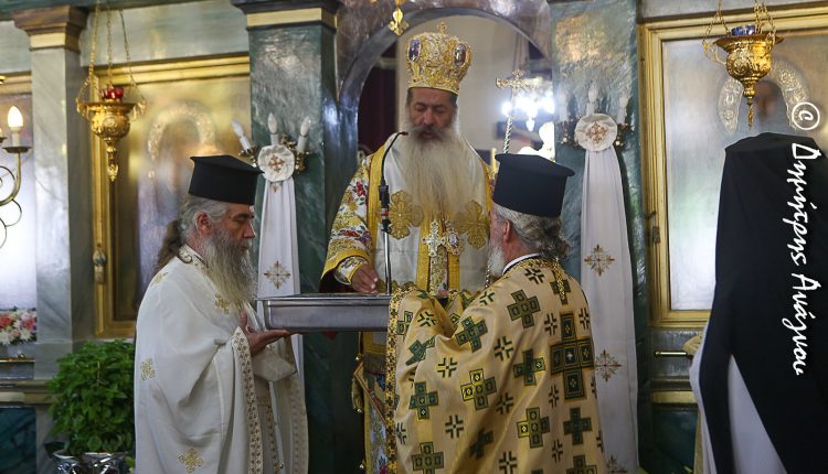 Φθιώτιδος-Συμεών:-«Η-Μεταμόρφωση-του-Χριστού-είναι-μία-συνεχής-πραγματικότητα-στη-ζωή-της-Εκκλησίας»