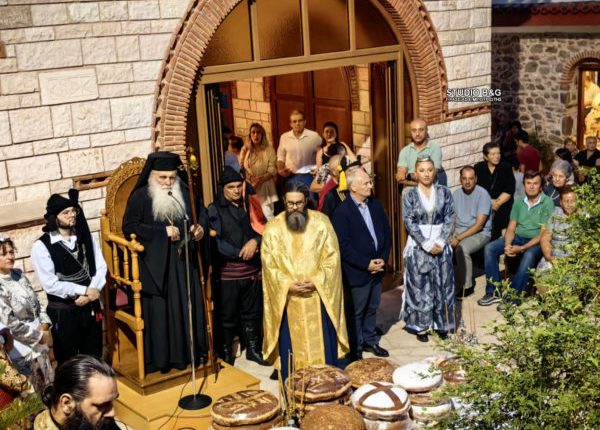 Ο-Μητροπολίτης-Νεκτάριος-στην-Ιερά-Μονή-Οσίου-Θεοδοσίου-στην-Αργολίδα-(ΦΩΤΟ-&-ΒΙΝΤΕΟ)