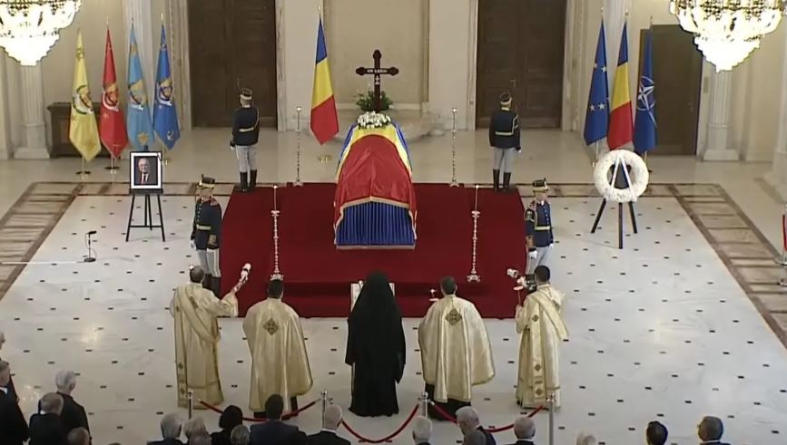 Ημέρα-Εθνικού-Πένθους-στη-Ρουμανία-–-Σήμερα-η-Εξόδιος-Ακολυοθία-και-η-ταφή-του-πρώην-Προέδρου-της-Ρουμανίας,-Ίον-Ιλιέσκου
