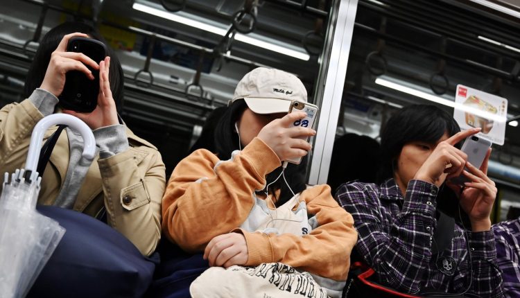 Έσπασε-ρεκόρ-η-δημογραφική-παρακμή-στην-Ιαπωνία-το-2024