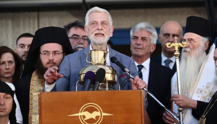 Επίσκεψη-Υφυπουργού-Εξωτερικών-Γιάννη-Λοβέρδου-στο-Άγιον-Όρος