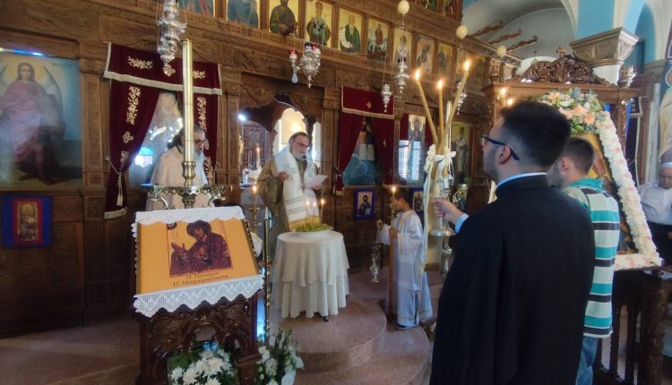 Ο-Μητροπολίτης-Ταμασού-στον-πανηγυρίζοντα-Ιερό-Ναό-Μεταμορφώσεως-του-Σωτήρος-στα-Καμπιά
