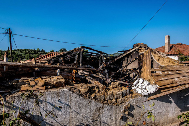 Πλατφόρμα-στήριξης-των-πυρόπληκτων-της-Κερατέας-από-το-Υπουργείο-Κλιματικής-Κρίσης-–-Αναβάλλονται-πολιτιστικές-εκδηλώσεις