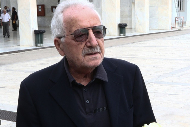 Πένθος-για-τον-πρώην-υπουργό-του-ΠΑΣΟΚ-Κώστα-Γείτονα-–-Πέθανε-η-σύζυγός-του,-Σταυρούλα-Γείτονα-Δεληγιάννη