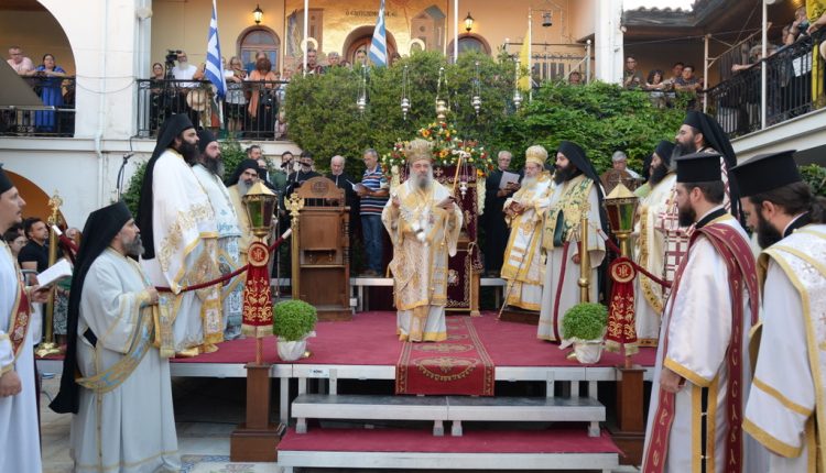 Τα-Εγκώμια-της-Υπεραγίας-Θεοτόκου-στην-Ιερά-Μονή-Παναγίας-Γηροκομητίσσης-Πατρών