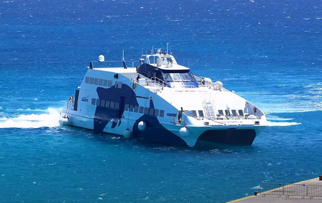 Με-διπλή-προσπάθεια-το-superjet-κατάφερε-να-δέσει-στο-Κουφονήσια-–-Δείτε-βίντεο