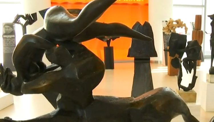 Η-έκθεση-«alive-heritage:-matter-and-memory-Έλληνες,-Καλλιτέχνες-της-Διασποράς»-στο-Αρχαιολογικό-Μουσείο-Πατρών