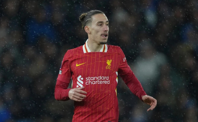 Ενδιαφέρον-της-Νότιγχαμ-Φόρεστ-για-τον-Κώστα-Τσιμίκα-–-Εκτός-αποστολής-από-τη-Λίβερπουλ,-ανοιχτή-μόνο-σε-μόνιμη-μεταγραφή