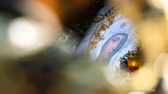 Ζωντανή-Μετάδοση-στο-pemptousia-fm:-Ακολουθία-Εσπερινού-και-Ιεράς-Παράκλησις