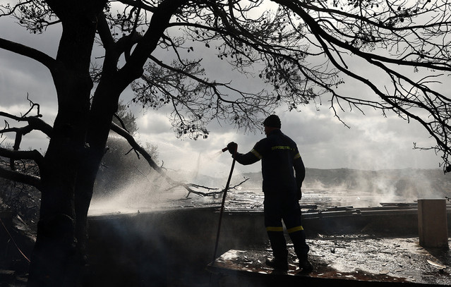 Φωτιά-στην-Ανατολική-Αττική:-Ποιοι-θα-λάβουν-έως-και-6.000-ευρώ-–-Αποζημιώσεις-με-fast-track-διαδικασία