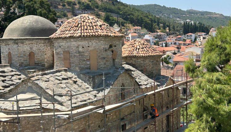 Αυτοψίες-σε-έργα-που-υλοποιούν-οι-υπηρεσίες-του-Υπουργείου-Πολιτισμού-στη-Σάμο