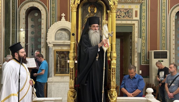 Πειραιώς:-Όποιος-είναι-παιδί-της-Παναγίας-είναι-και-παιδί-του-Παναγίου-Θεού