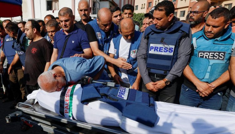 Γάζα:-Πέντε-δημοσιογράφοι-του-Αλ-Τζαζίρα-νεκροί-σε-«στοχευμένο»-πλήγμα-του-Ισραήλ