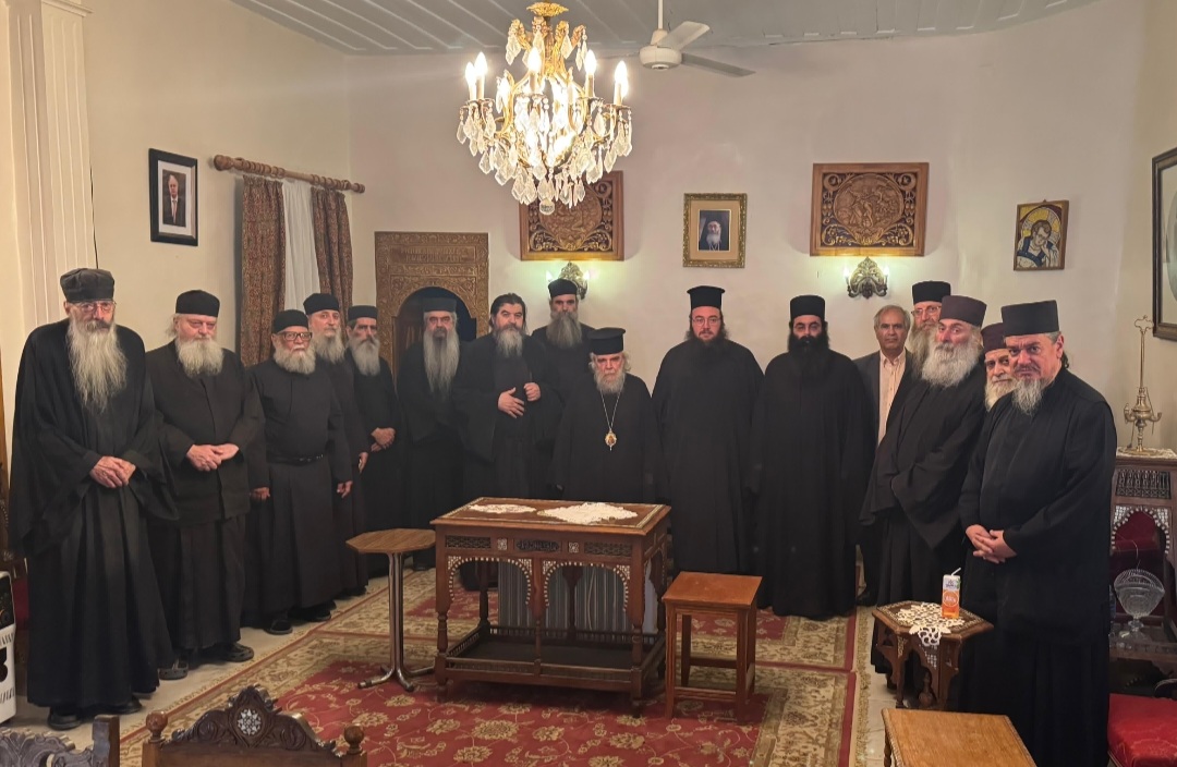 Στη-Μονή-Σινά-η-επιτροπή-του-Πατριαρχείου-Ιεροσολύμων-–-Η-συνάντηση-με-τους-Πατέρες-και-η-κοινή-βούληση-να-ξεπεραστεί-η-κρίση