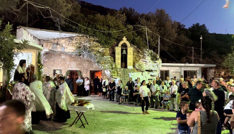 Εορτή-Αγίων-Φωτίου-και-Ανικήτου-στα-Φαλάσαρνα