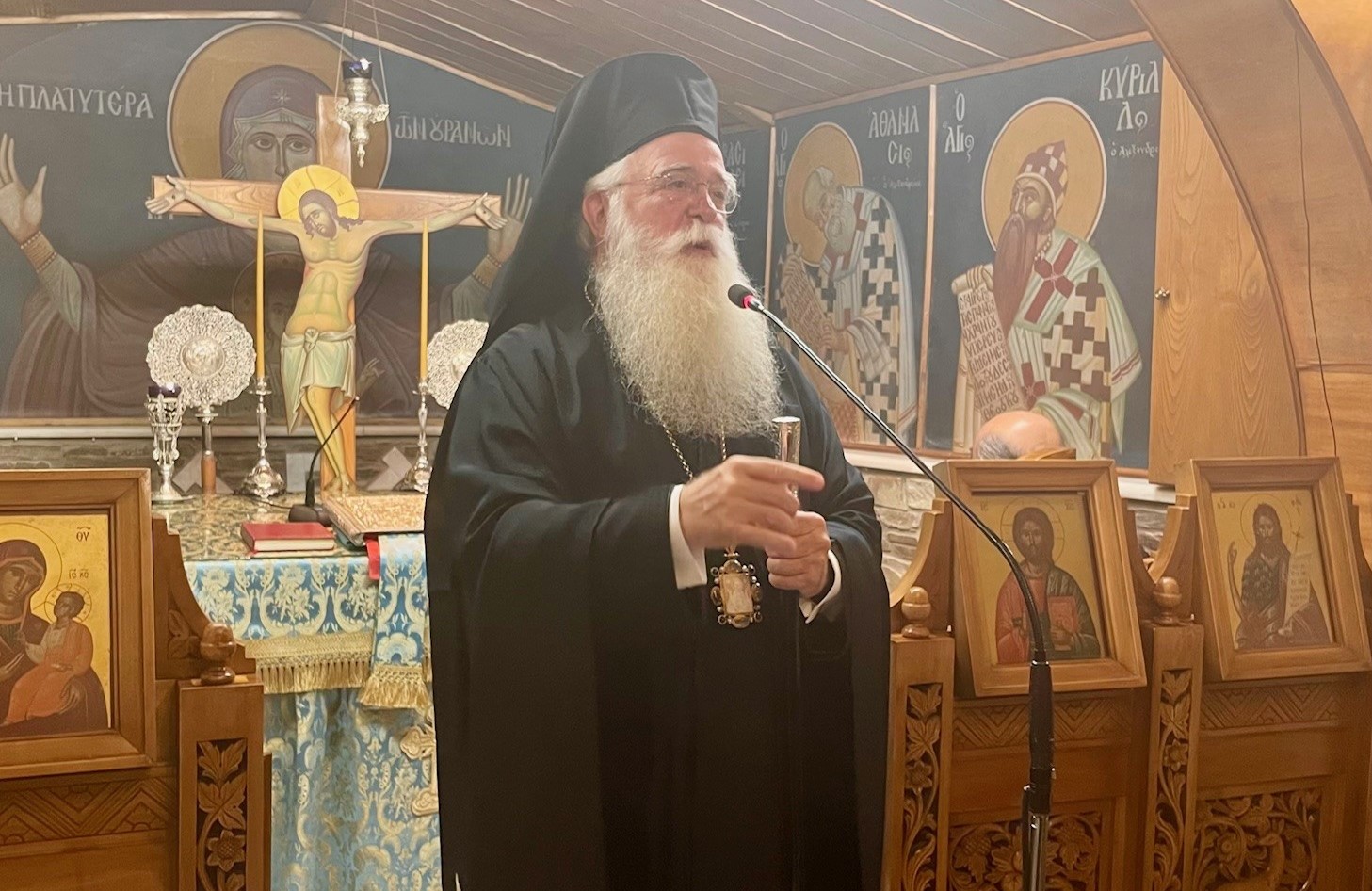 Δημητριάδος-Ιγνάτιος:-«Στο-πρόσωπο-της-κάθε-μάνας-βλέπουμε-την-Παναγία»