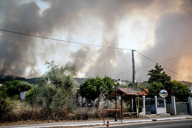 hellenic-train:-Διακοπή-δρομολογίων-στο-τμήμα-Βραχνέικα-Καμίνια-εξαιτίας-της-φωτιάς-στην-Αχαΐα