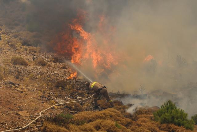 Πολύ-υψηλός-κίνδυνος-πυρκαγιάς-και-αύριο,-Πέμπτη-(14/08)-–-Συστάσεις-της-ΓΓΠΠ-προς-τους-πολίτες