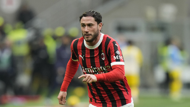 Ο-Παναθηναϊκός-είναι-έτοιμος-να-τελειώσει-τη-μεταγραφή-του-Ντάβιντε-Καλάμπρια