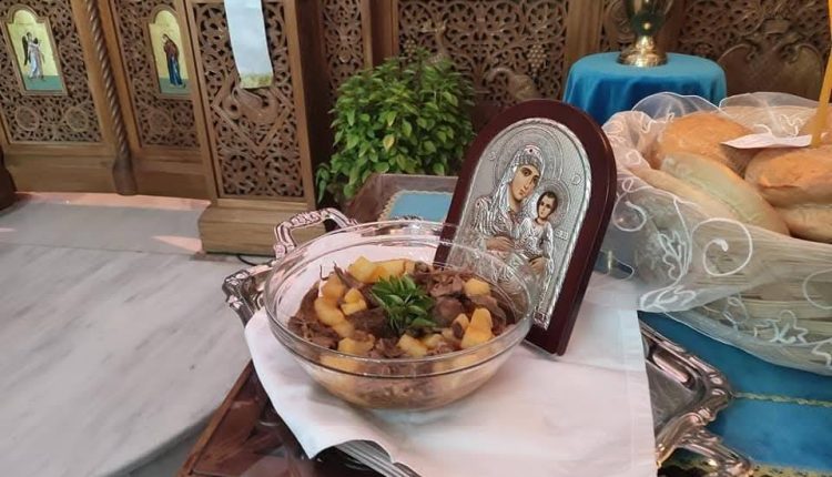 Το-«Μακάριο-της-Παναγίας»-αναβιώνει-στον-Ιερό-Ναό-Αγίας-Παρασκευής-Σιδηροκάστρου