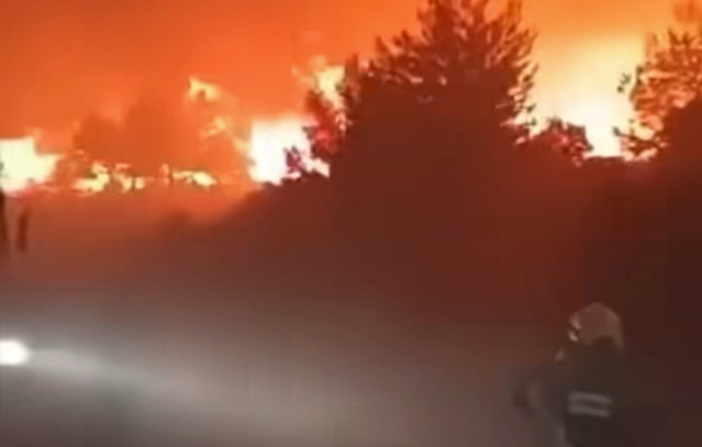 Μεγάλη-αναζωπύρωση-στη-Χίο-στην-περιοχή-των-Λεπτοπόδων