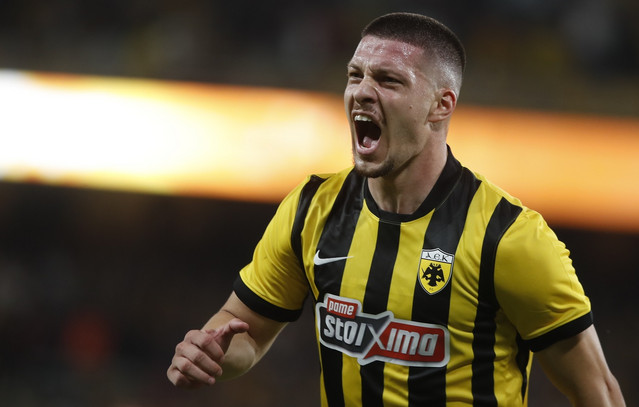 Ο-Γιόβιτς-άνοιξε-λογαριασμό-με-την-«κιτρινόμαυρη»-και-η-ΑΕΚ-πέρασε-στην-παράταση-τον-Άρη-Λεμεσού-με-3-1