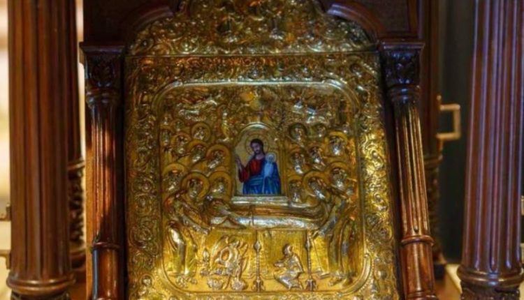 ΖΩΝΤΑΝΑ:-Η-εορτή-της-Κοιμήσεως-της-Θεοτόκου-από-την-Ύδρα-–-Ψάλλει-η-Ελληνική-Βυζαντινή-Χορωδία