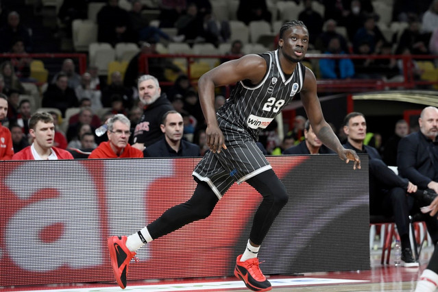 Ανακοίνωσε-τον-Άλεξ-Αντετοκούνμπο-ο-Άρης