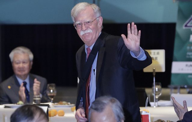 «Ο-Τραμπ-δεν-έχασε,-αλλά-ο-Πούτιν-σίγουρα-κέρδισε»-–-Η-εκτίμηση-πρώην-πρεσβευτή-των-ΗΠΑ-στον-ΟΗΕ