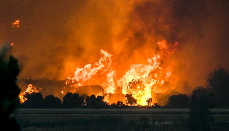 Πολύ-υψηλός-κίνδυνος-πυρκαγιάς-(κατηγορία-4)-και-το-Σάββατο-σε-10-Περιφέρειες