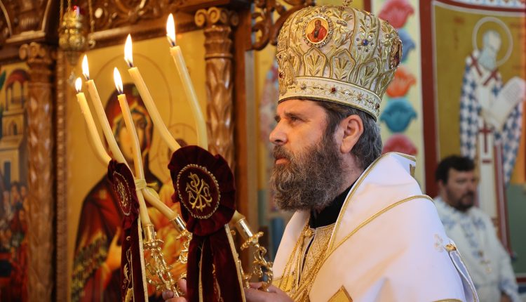 Με-προσευχή-για-τις-φονικές-πυρκαγιές-εορτάστηκε-η-Κοίμηση-της-Θεοτόκου-στην-Αλβανία