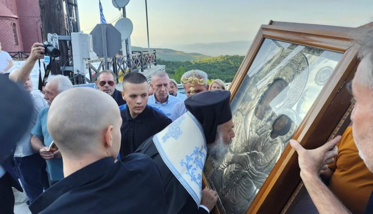 Υποδοχή-της-Παναγίας-«Κορωνιωτίσσης»-και-της-Τιμίας-Κάρας-του-Αγίου-Σεραφείμ-στο-Μορφοβούνι