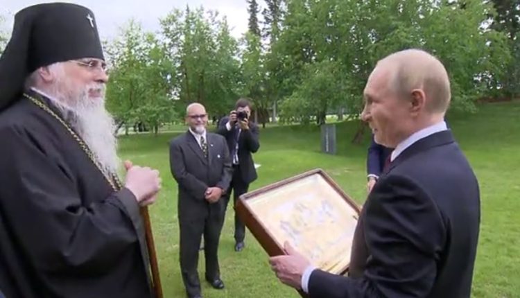 Ο-Πούτιν-συναντήθηκε-με-τον-Μόσχας-Κύριλλο-πριν-τη-σύνοδο-κορυφής-με-τον-Τραμπ-στην-Αλάσκα