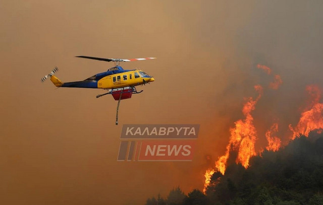 Σε-εξέλιξη-η-φωτιά-στο-Λιβάδι-Καλαβρύτων-–-Κάτοικοι-καταγγέλουν-εμπρησμό