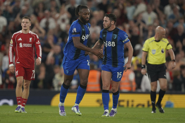 ΑμεΑ-οπαδός-της-Λίβερπουλ-συνελήφθη-στο-Ανφιλντ-για-ρατσιστική-επίθεση-στον-Σεμένιο-της-Μπόρνμουθ