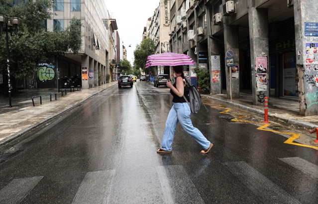 Νέα-επιδείνωση-του-καιρού-από-τη-Δευτέρα-με-βροχές-και-καταιγίδες-–-Τοπικά-έντονα-φαινόμενα-και-πιθανότητα-χαλαζοπτώσεων