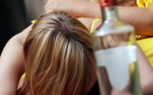 Σε-ημικωματώδη-κατάσταση-15χρονη-μετά-από-κατανάλωση-αλκοόλ-σε-πάρτι-στην-Αιτωλοακαρνανία-–-Πέντε-συλλήψεις