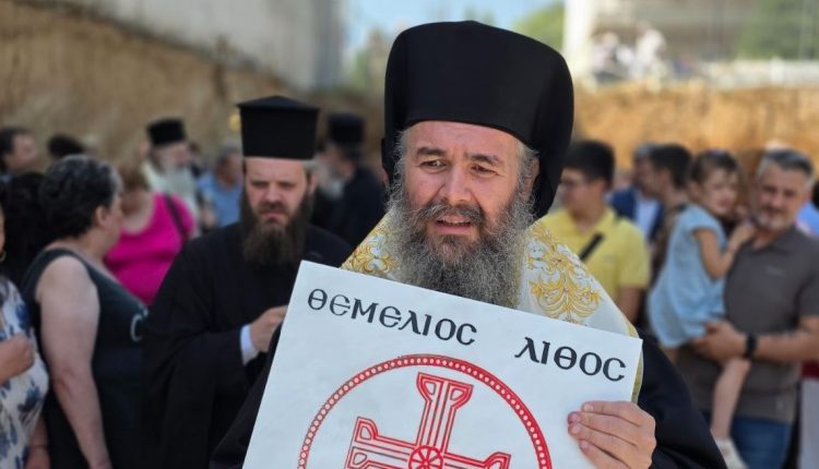 Πτολεμαΐδα:-Τέθηκε-ο-θεμέλιος-λίθος-για-το-νέο-Πνευματικό-Κέντρο-και-τον-Ιερό-Ναό-Αγίου-Δημητρίου