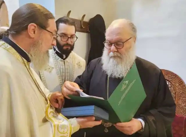 Εκπρόσωπος-της-Ρωσικής-Εκκλησίας-συμμετείχε-στην-πανήγυρη-του-kαθεδρικού-nαού-Κοιμήσεως-της-Θεοτόκου-στη-Δαμασκό